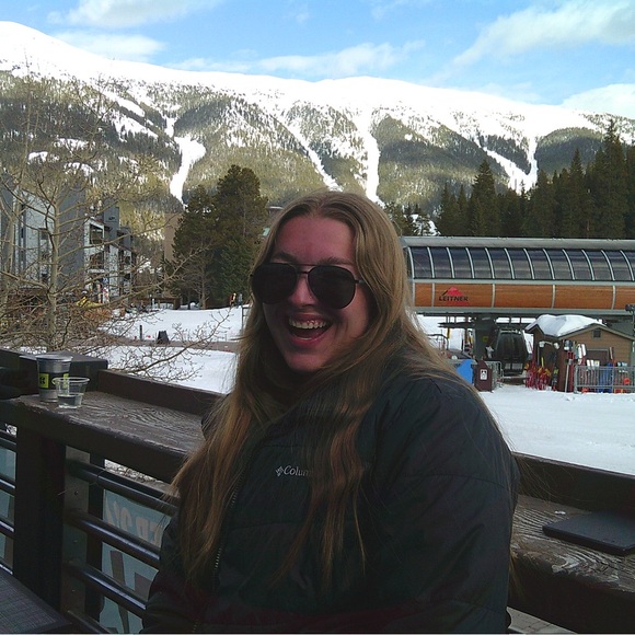 Meet your Posher, Cameron - Picture 1 of 2